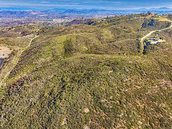 11.8 Acres of Land for Sale in San Marcos, California