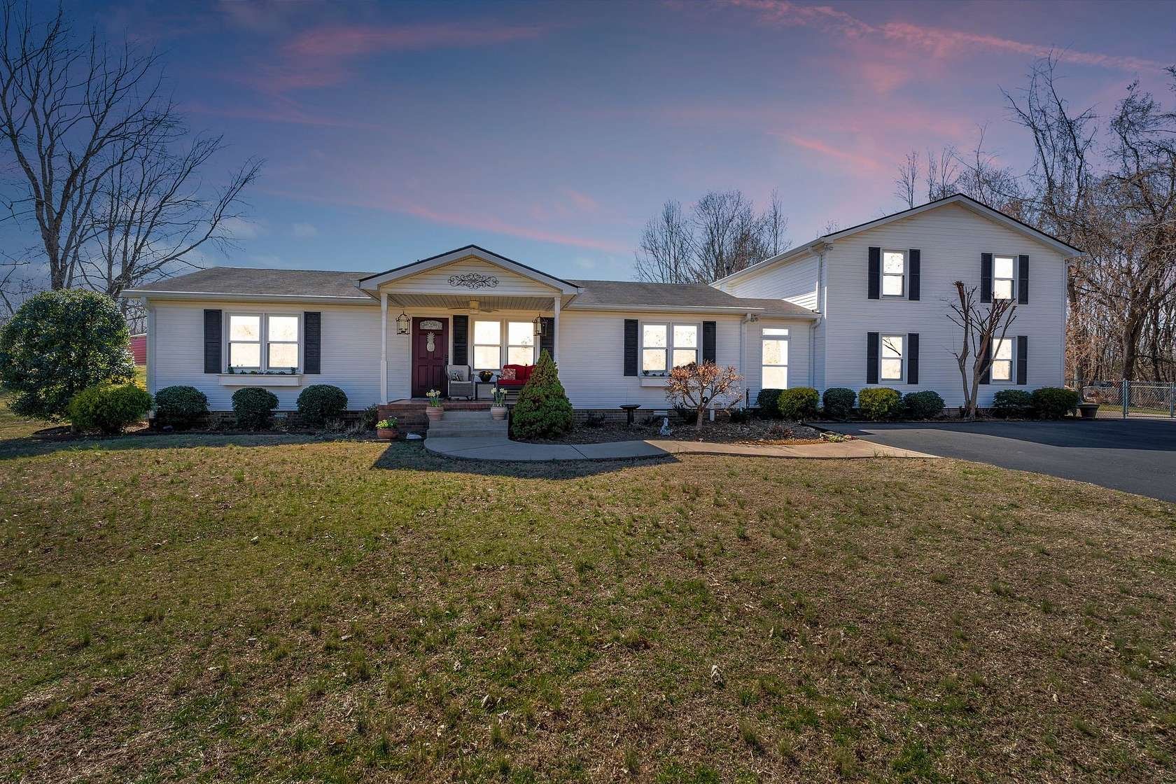 1.58 Acres of Residential Land with Home for Sale in White House, Tennessee