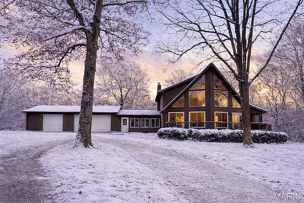 15.3 Acres of Recreational Land with Home for Sale in Valles Mines, Missouri