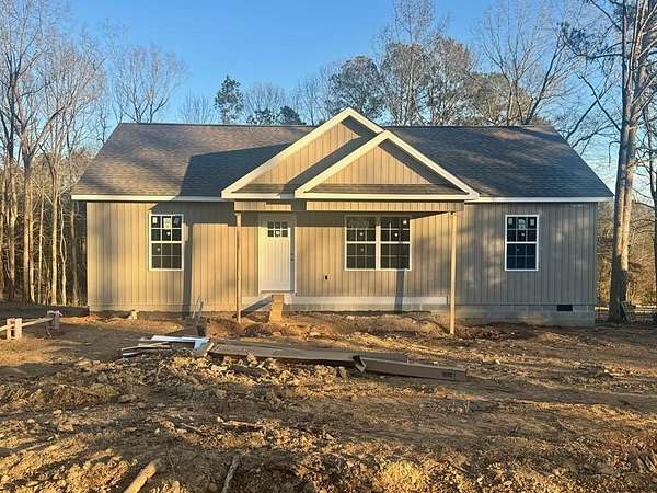 2 Acres of Residential Land with Home for Sale in Crandall, Georgia