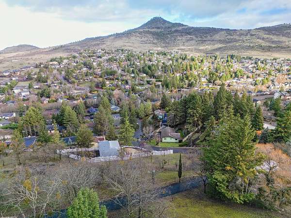 0.3 Acres of Residential Land for Sale in Medford, Oregon