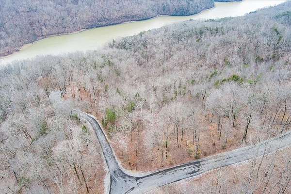 4.25 Acres of Land for Sale in Allons, Tennessee