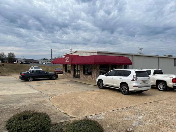 1.75 Acres of Improved Commercial Land for Sale in Tupelo, Mississippi