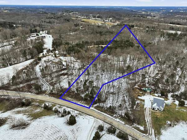 12.7 Acres of Recreational Land for Sale in Lawrenceburg, Kentucky