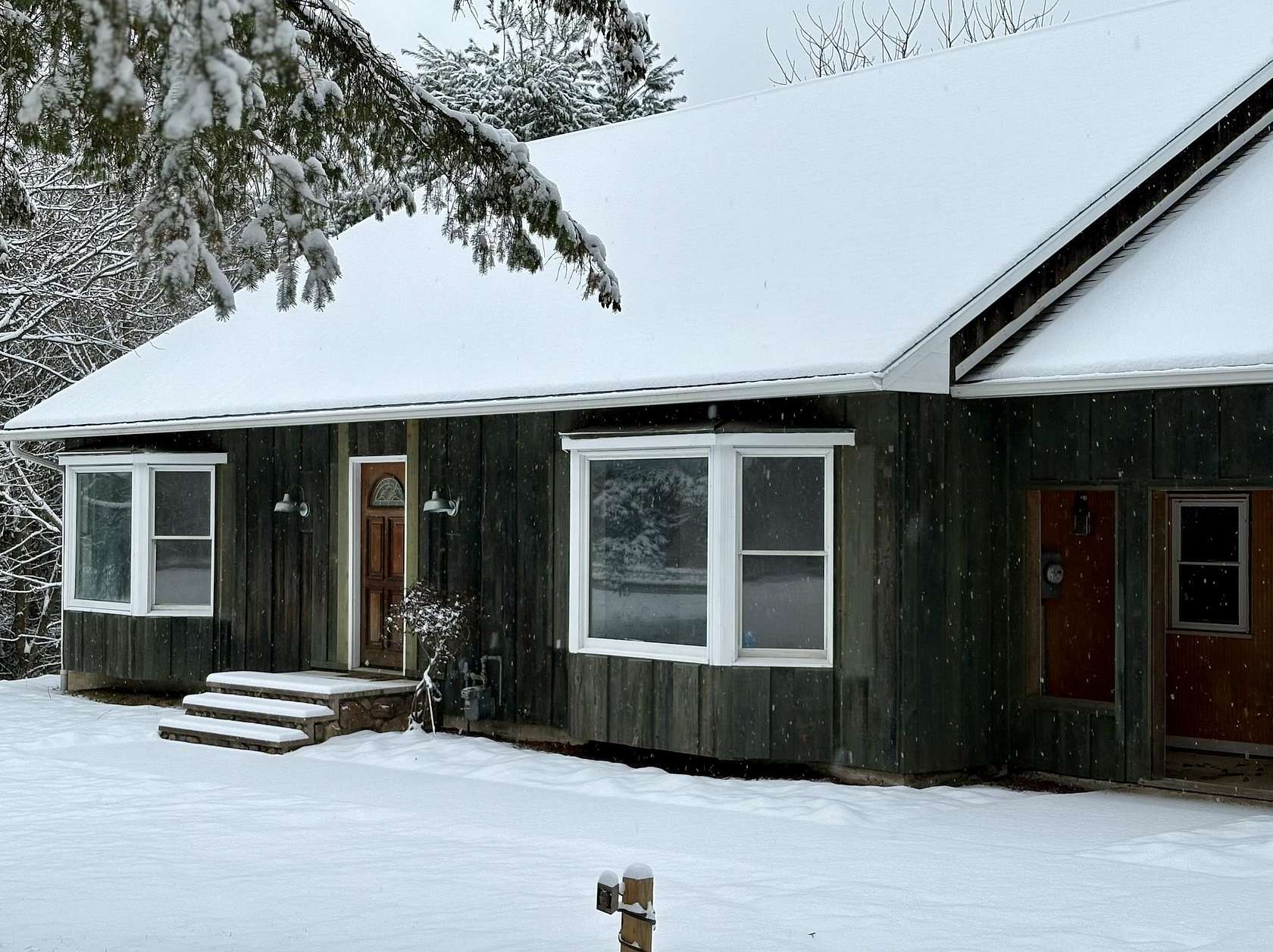 5 Acres of Residential Land with Home for Sale in South Burlington, Vermont