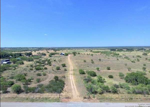 0.92 Acres of Residential Land for Sale in Moore, Texas