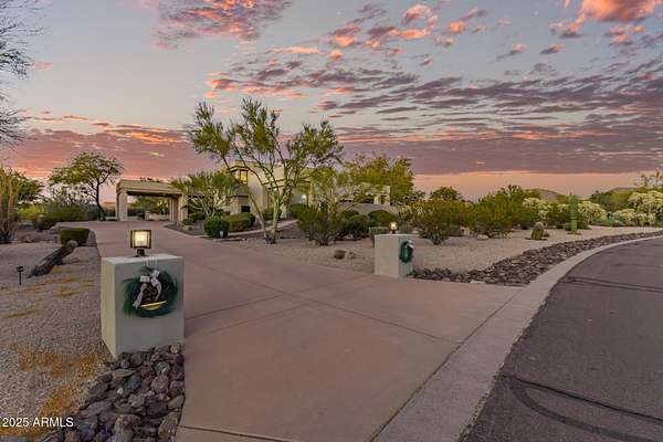 1.56 Acres of Residential Land with Home for Sale in Scottsdale, Arizona