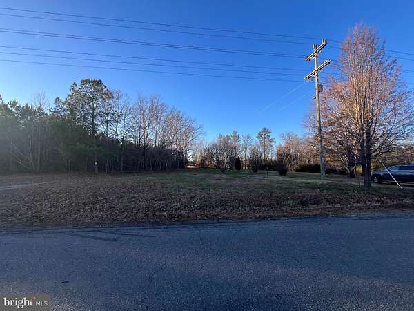 1.84 Acres of Residential Land for Sale in Bowling Green, Virginia