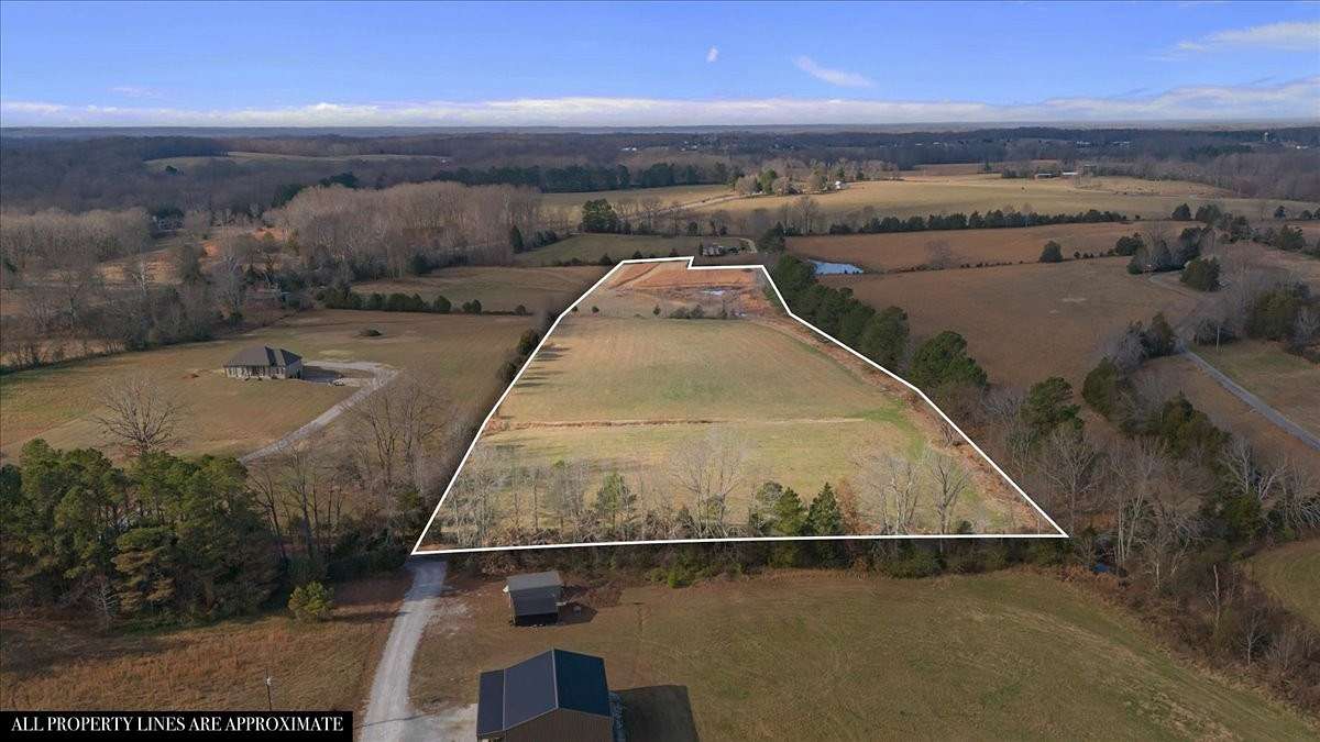 10 Acres of Land for Sale in Dickson, Tennessee