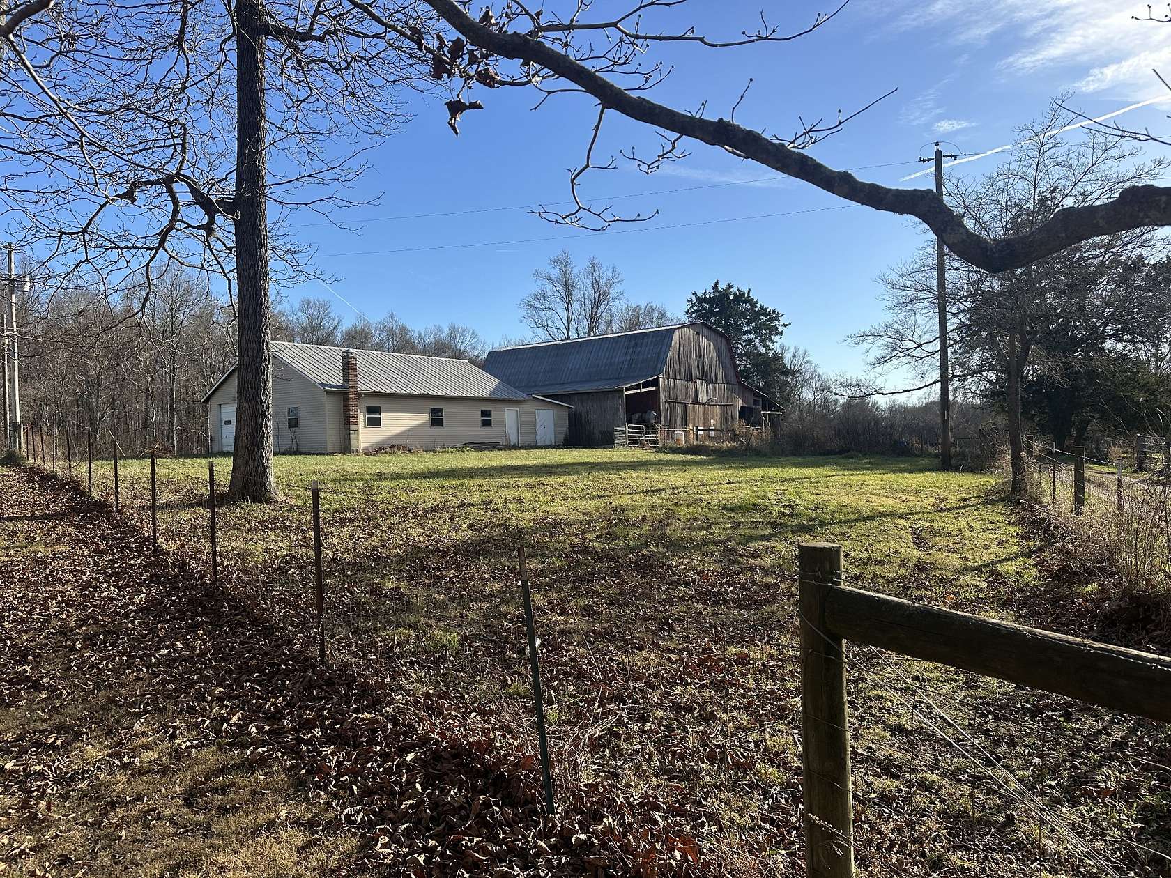 10.5 Acres of Land for Sale in Silver Point, Tennessee