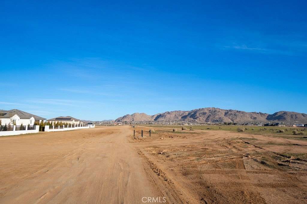 4.33 Acres of Residential Land for Sale in Apple Valley, California