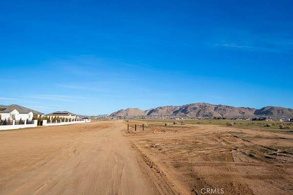 4.33 Acres of Residential Land for Sale in Apple Valley, California