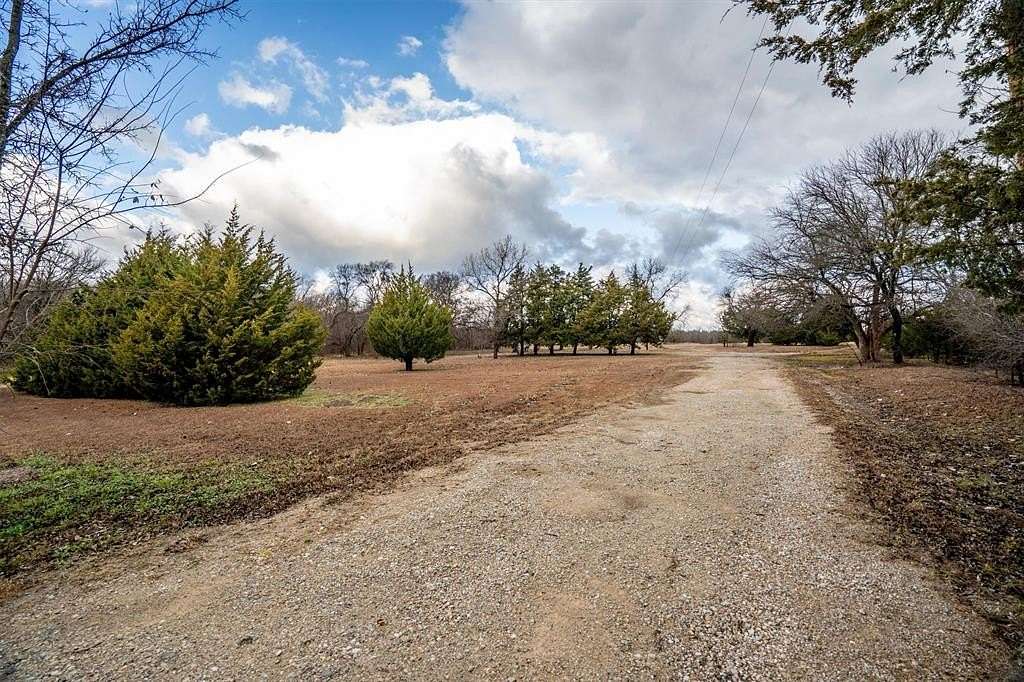 16.5 Acres of Recreational Land for Sale in Blue Ridge, Texas