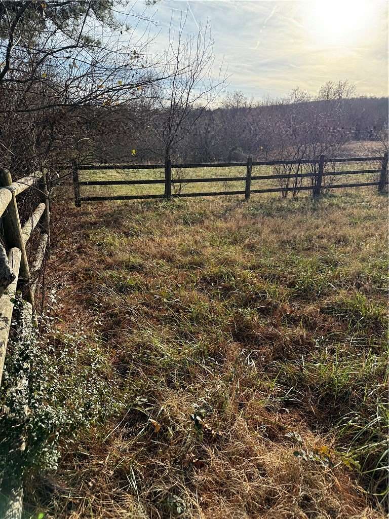 2 Acres of Residential Land for Sale in Fayetteville, Arkansas