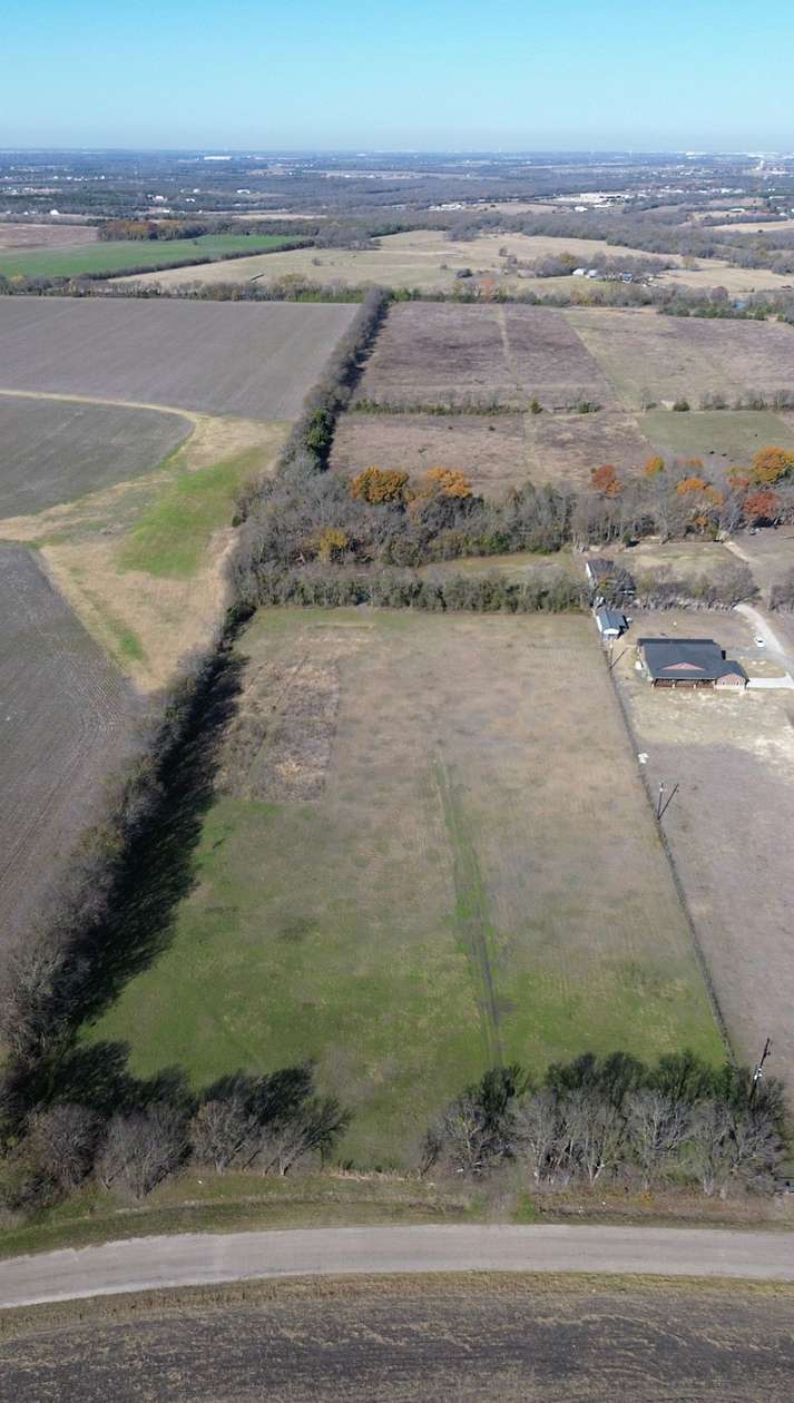 23.4 Acres of Agricultural & Residential Land for Sale in Ferris, Texas