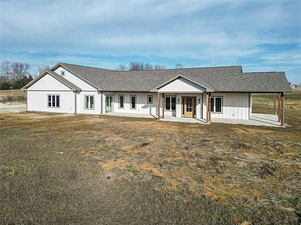 8.9 Acres of Residential Land with Home for Sale in Linwood, Kansas