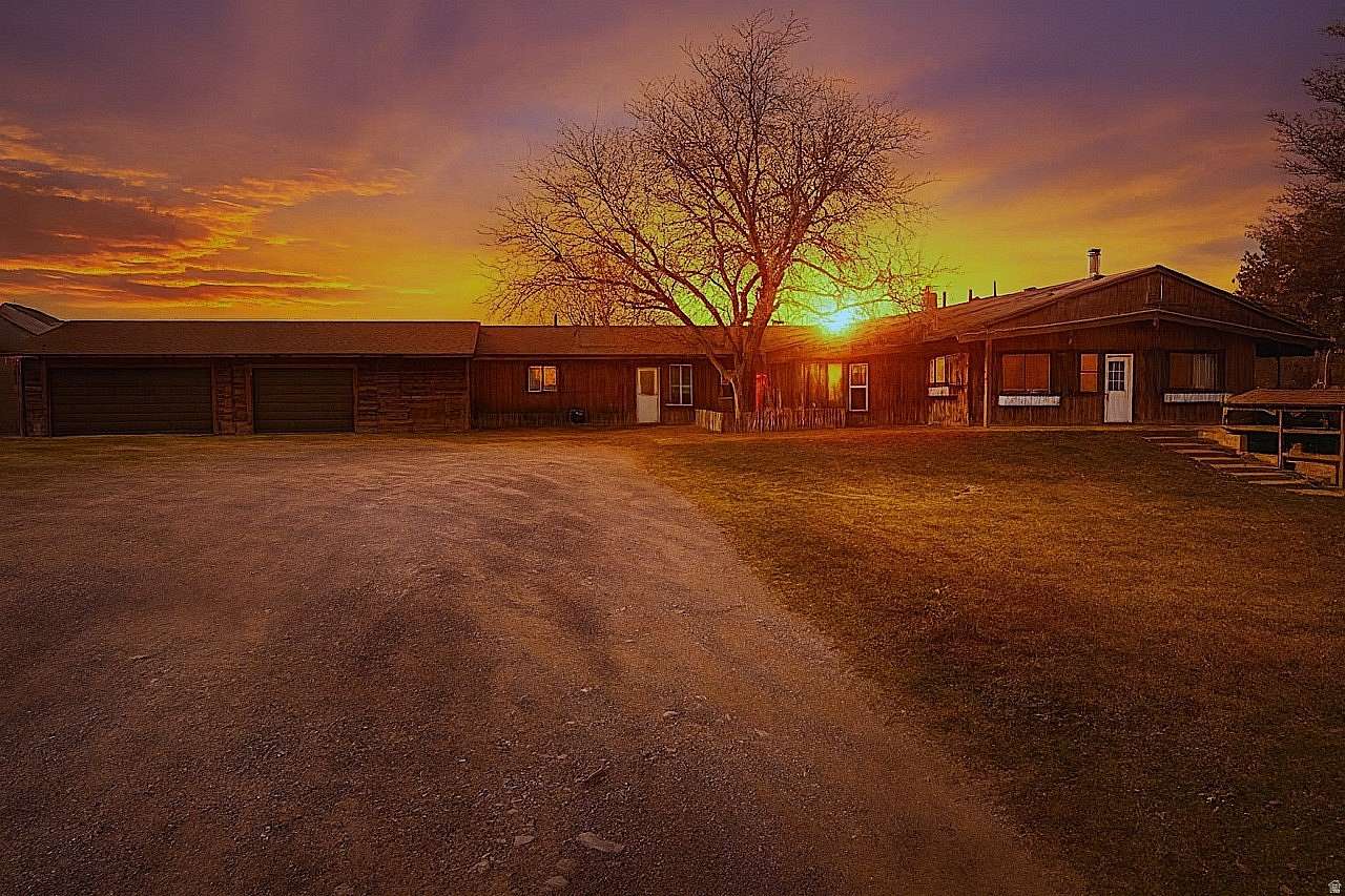 3 Acres of Residential Land with Home for Lease in Salem, Utah