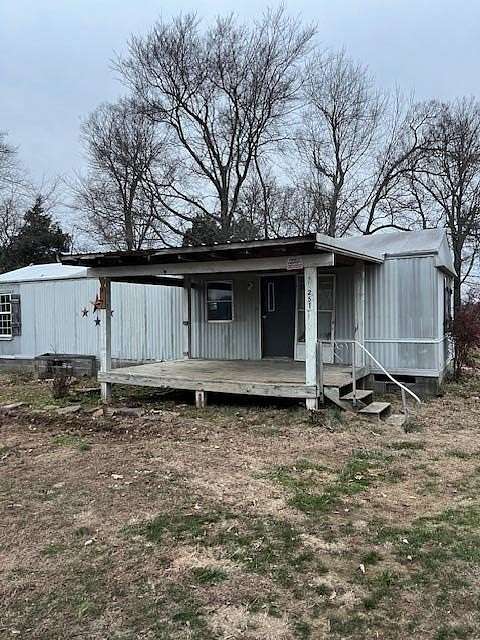 2.5 Acres of Residential Land with Home for Sale in Greenville, Kentucky