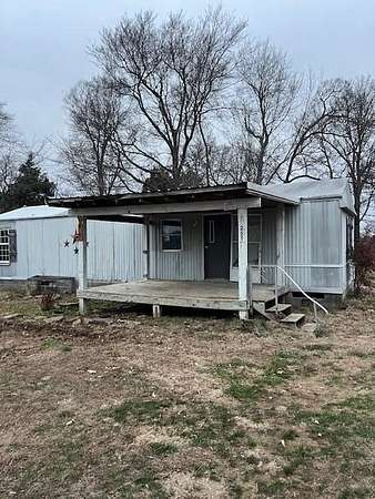 2.5 Acres of Residential Land with Home for Sale in Greenville, Kentucky