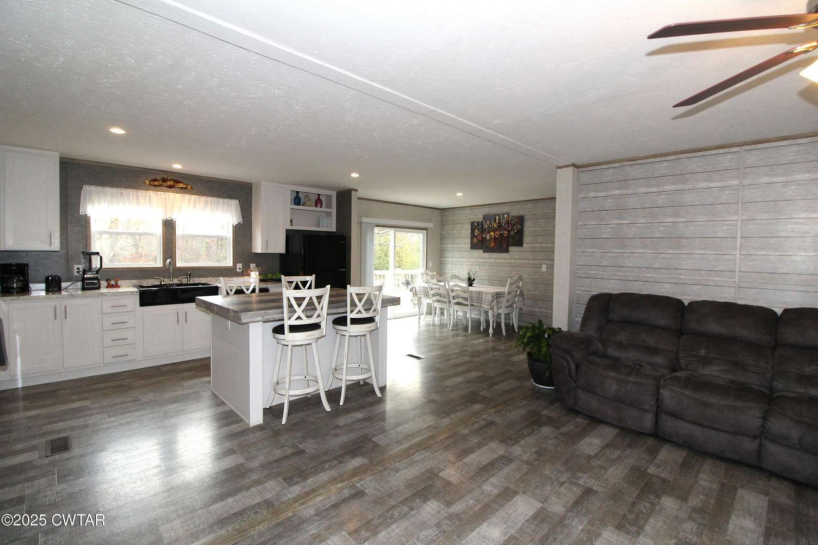 2.7 Acres of Residential Land with Home for Sale in Bradford, Tennessee