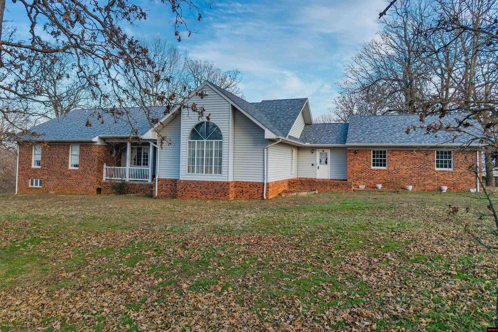 44 Acres of Agricultural Land with Home for Sale in Salem, Arkansas