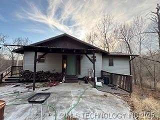 30.4 Acres of Land with Home for Sale in Kansas, Oklahoma