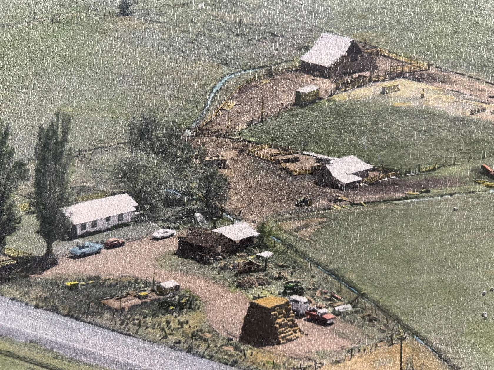 68.3 Acres of Land with Home for Sale in Bonanza, Oregon