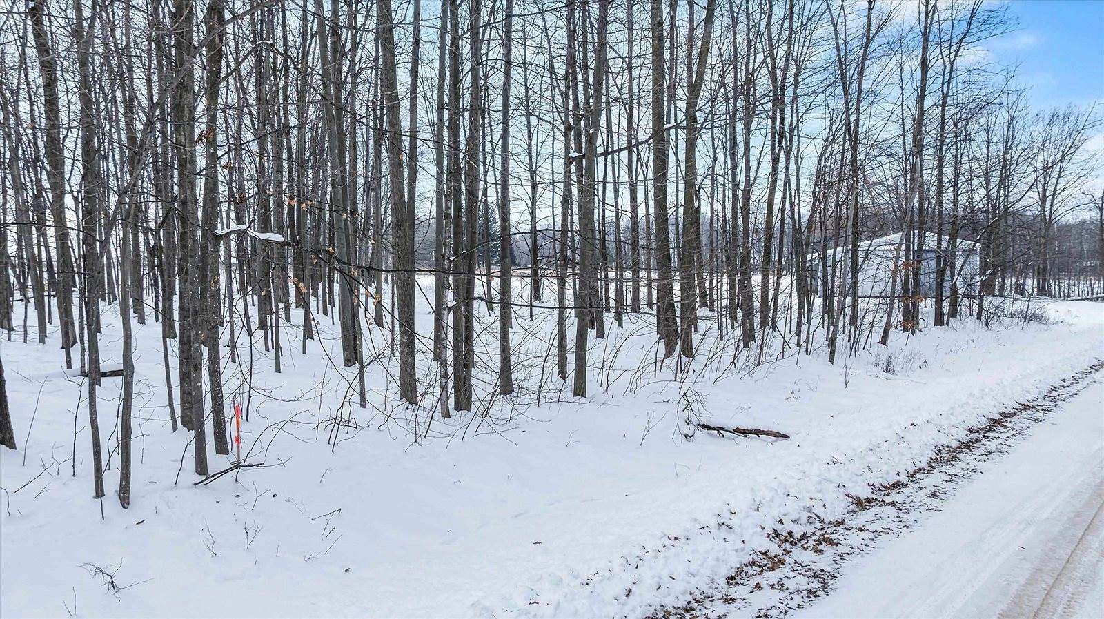 1.6 Acres of Residential Land for Sale in Marshfield, Wisconsin