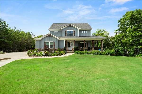 3 Acres of Residential Land with Home for Lease in Jasper, Georgia