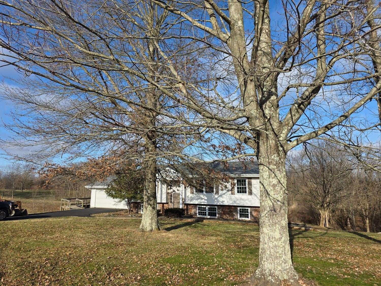 7 Acres of Residential Land with Home for Sale in Vevay, Indiana