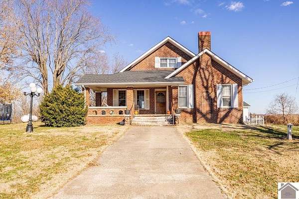 5.13 Acres of Land with Home for Sale in Clinton, Kentucky