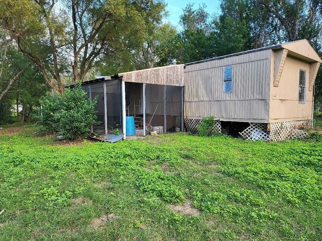 3 Acres of Residential Land with Home for Sale in Auburndale, Florida