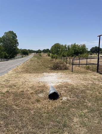 10 Acres of Land for Sale in Anna, Texas