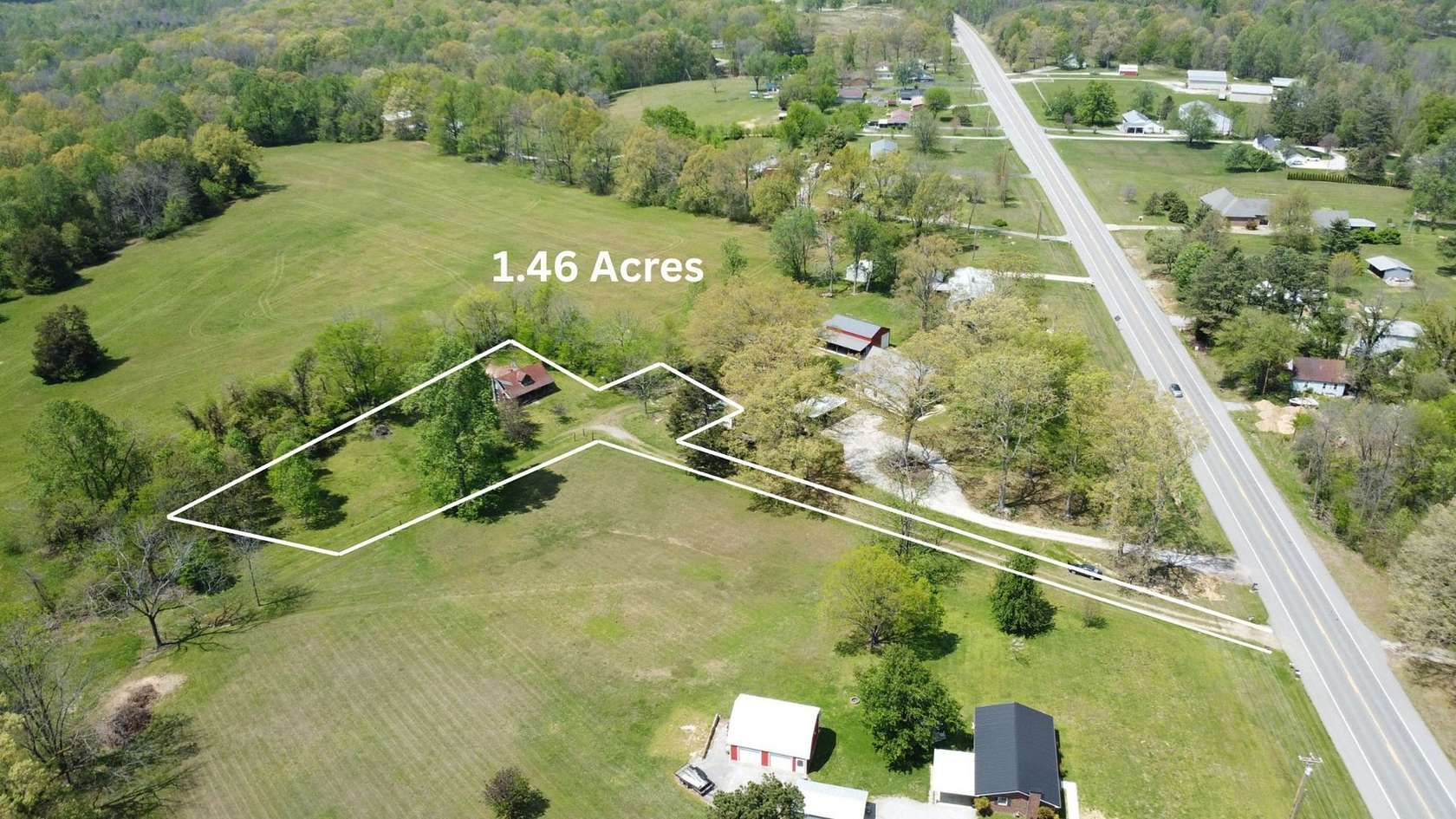 1.46 Acres of Residential Land for Sale in Manchester, Tennessee
