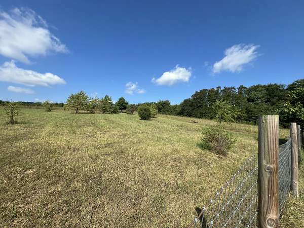 0.41 Acres of Residential Land for Sale in Stanford, Kentucky