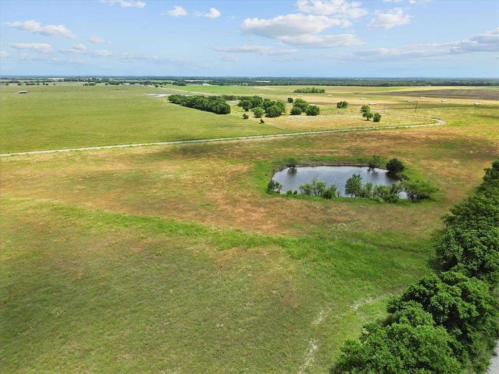 1.45 Acres of Residential Land for Sale in Celeste, Texas
