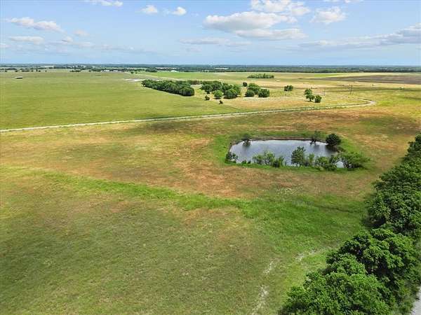 1.45 Acres of Residential Land for Sale in Celeste, Texas