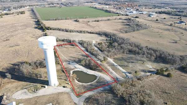 2.8 Acres of Residential Land for Sale in Van Alstyne, Texas