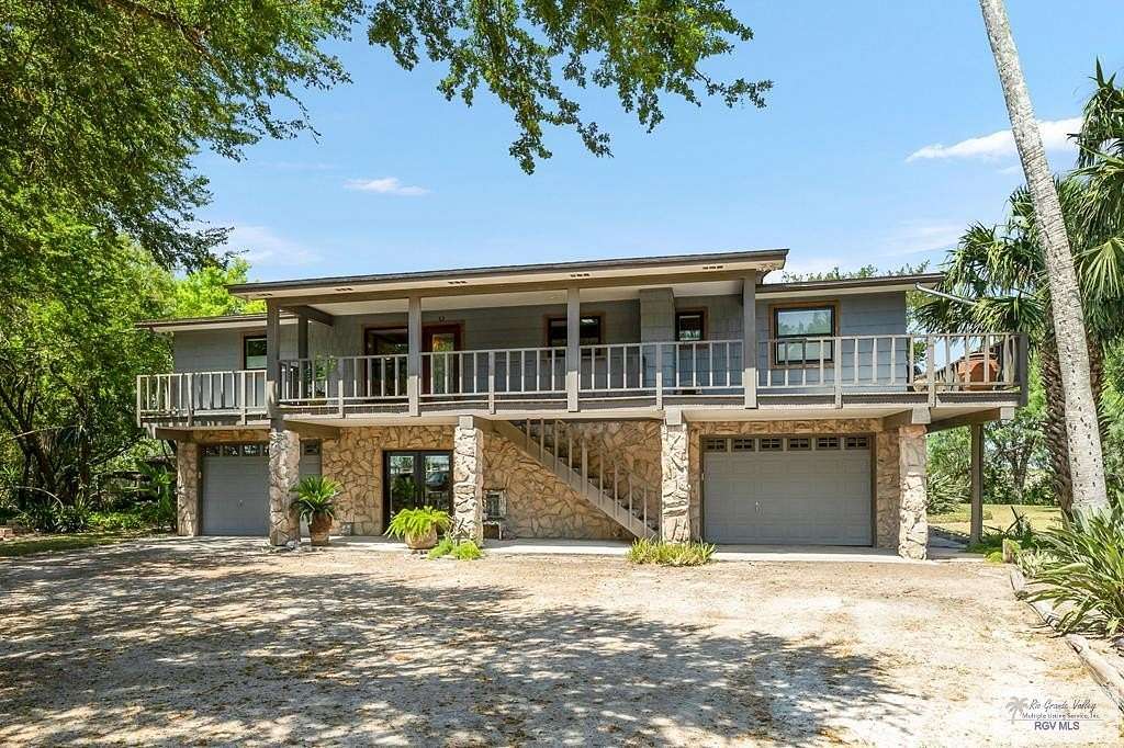 11.7 Acres of Land with Home for Sale in Harlingen, Texas