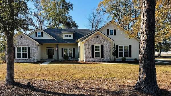2.1 Acres of Residential Land with Home for Sale in Nashville, Georgia