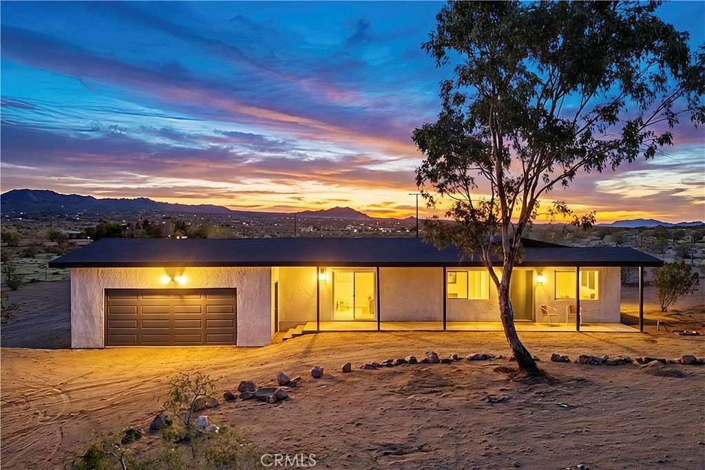 5 Acres of Residential Land with Home for Sale in Landers, California