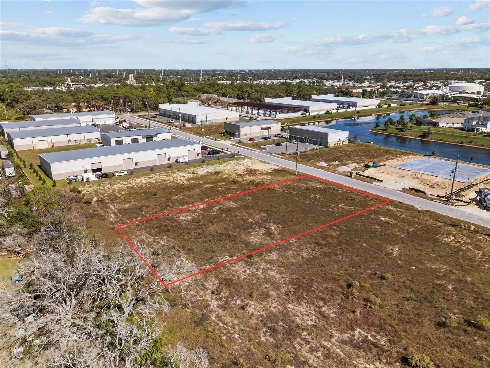 0.66 Acres of Commercial Land for Sale in Tarpon Springs, Florida