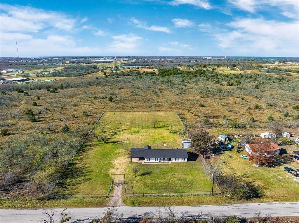 2 Acres of Residential Land with Home for Sale in Kaufman, Texas