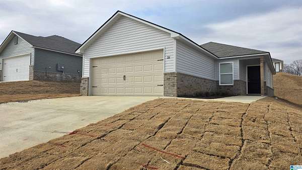 2.37 Acres of Residential Land with Home for Lease in Eastaboga, Alabama