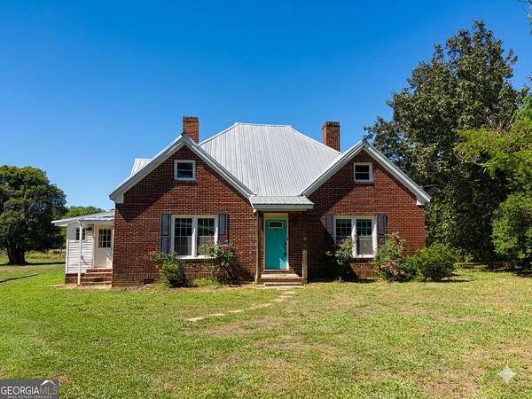 14.1 Acres of Land with Home for Sale in Danielsville, Georgia