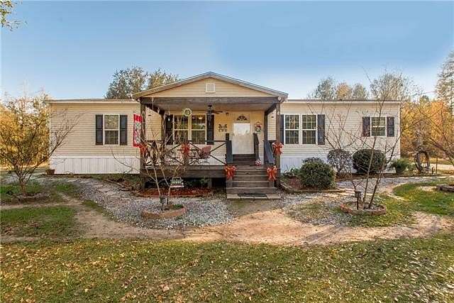 24.6 Acres of Recreational Land with Home for Sale in Bogalusa, Louisiana