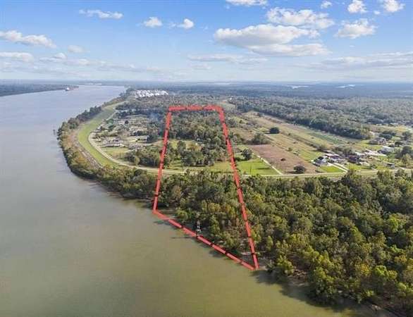 23.7 Acres of Improved Land for Sale in Braithwaite, Louisiana