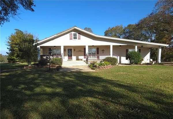5.42 Acres of Land with Home for Sale in Kentwood, Louisiana