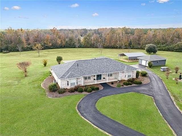 9.59 Acres of Residential Land with Home for Sale in Franklinton, Louisiana