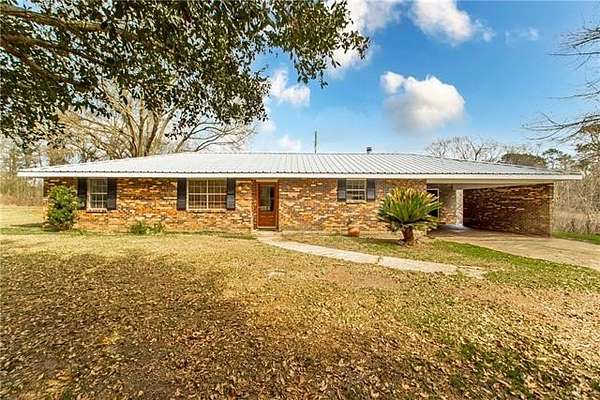 6.9 Acres of Residential Land with Home for Lease in Franklinton, Louisiana